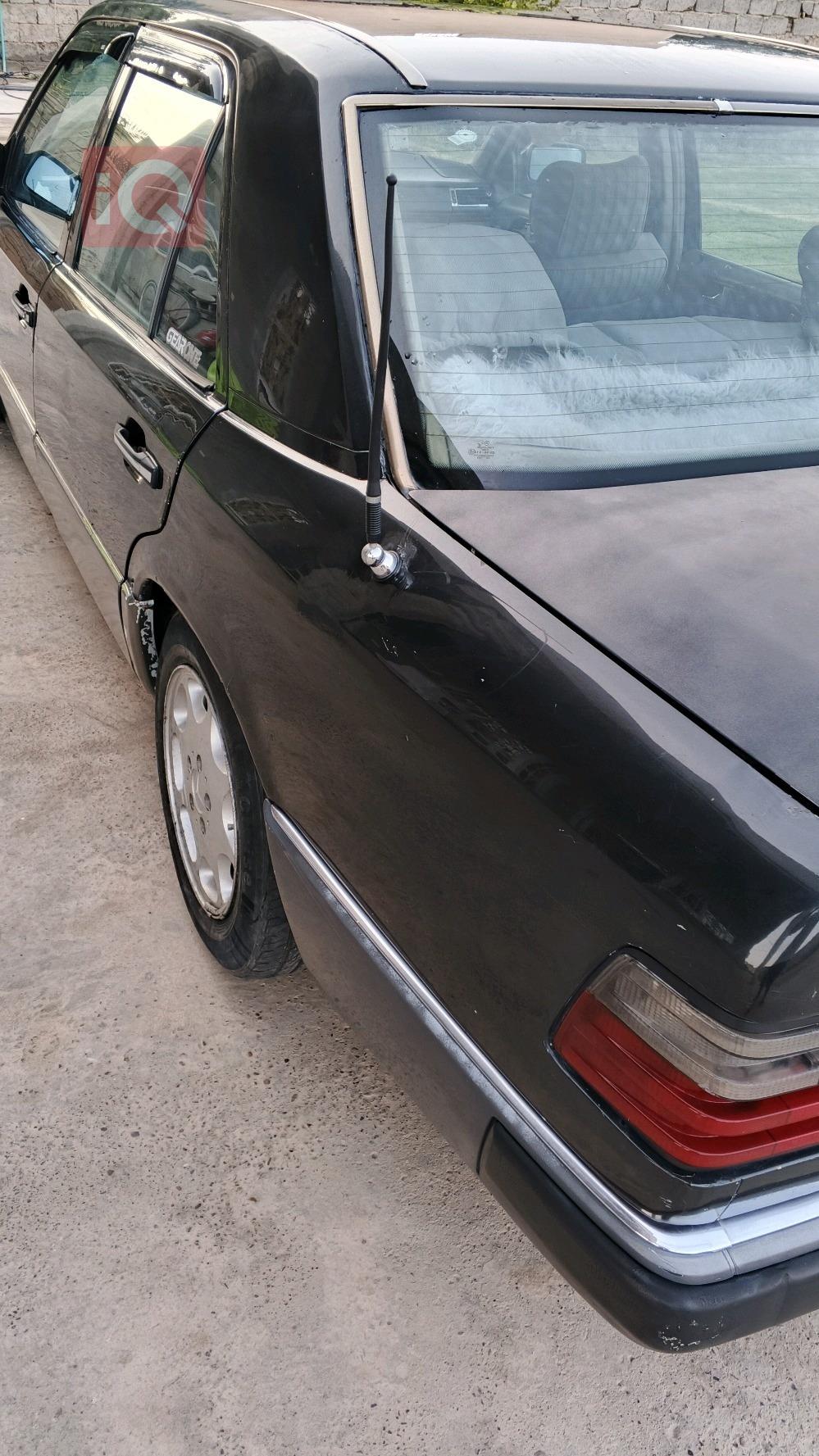 مرسيدس بنز E-Class